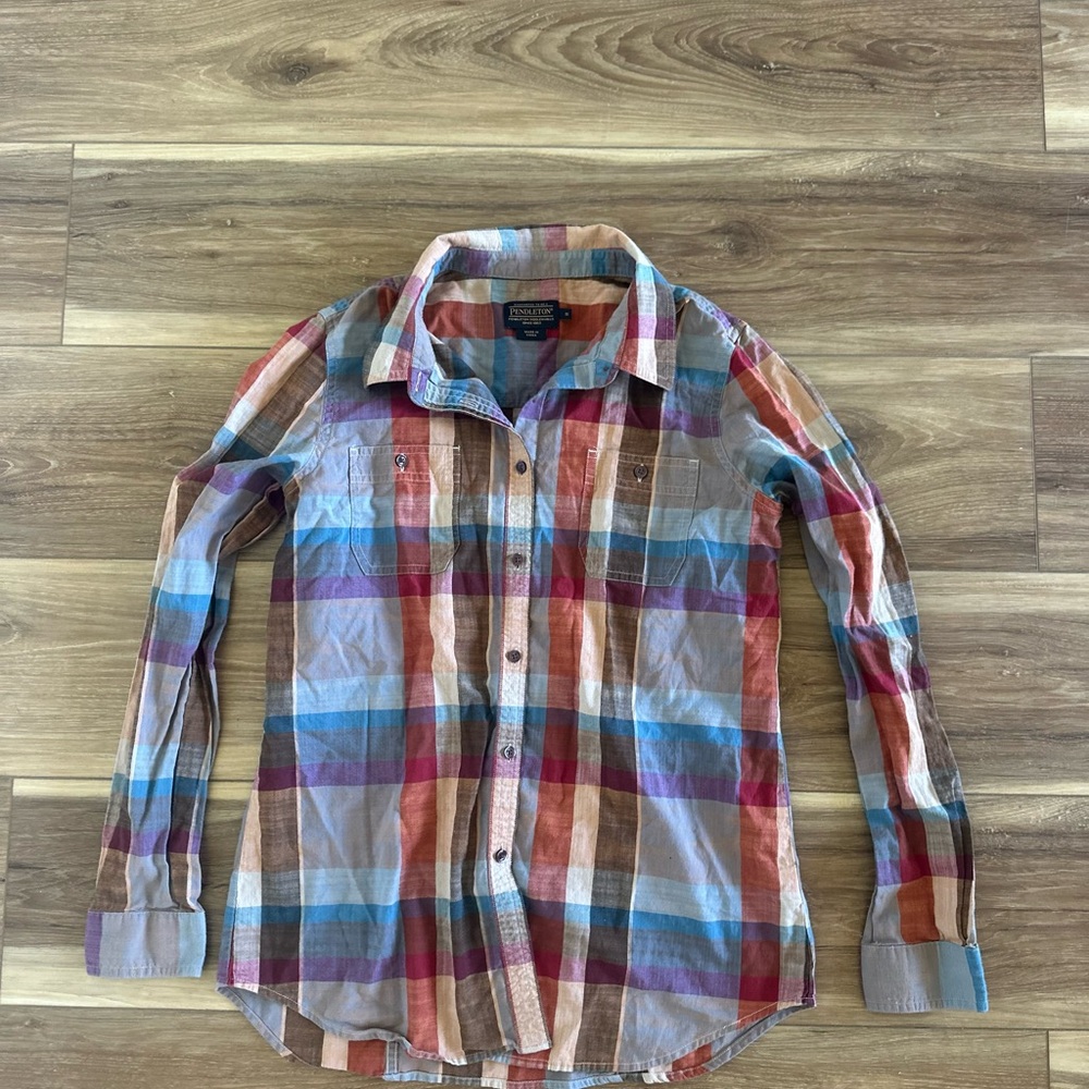 Pendleton womens plaid long sleeve button down shirt size small